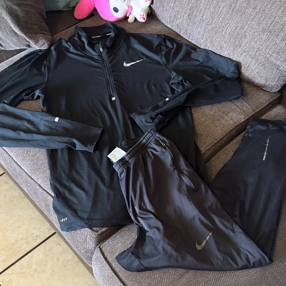 NikeAthleticrunning Tracksuit lightweight sz small